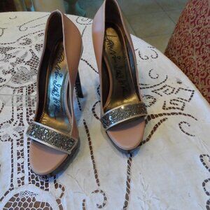 New Lanvin Nude Leather Platform Heel Pumps w/Crystal Embellished Strap Size 40